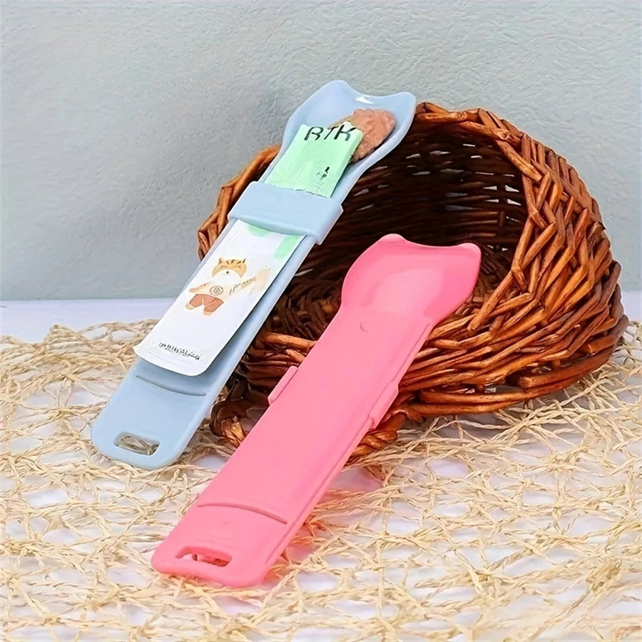 Cat Treat Squeeze Spoon Feeder