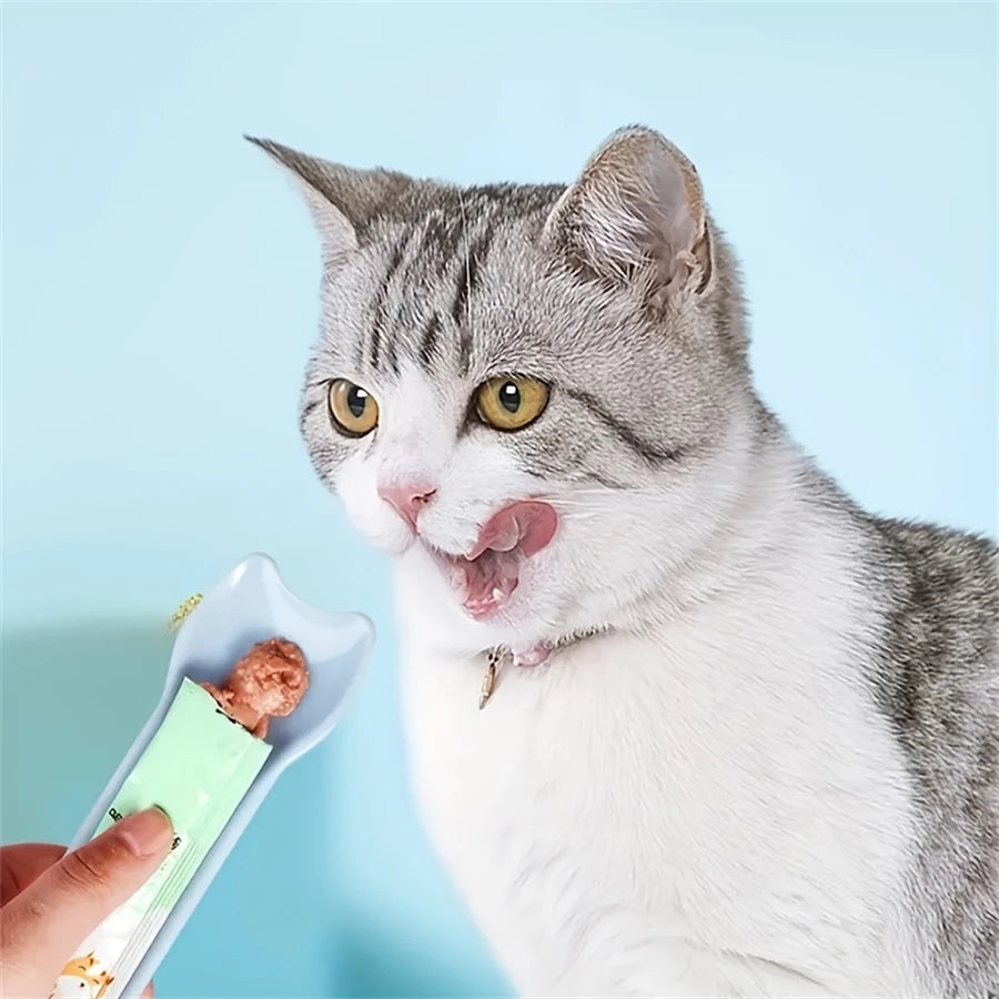 Cat Treat Squeeze Spoon Feeder
